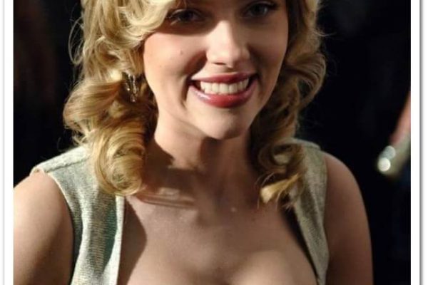 Scarlett Johansson Cleavage Gallery