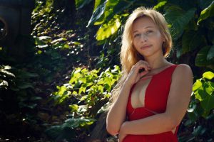 Advantages and Disadvantages of Having Breast Lift and Augmentation Surgery Together