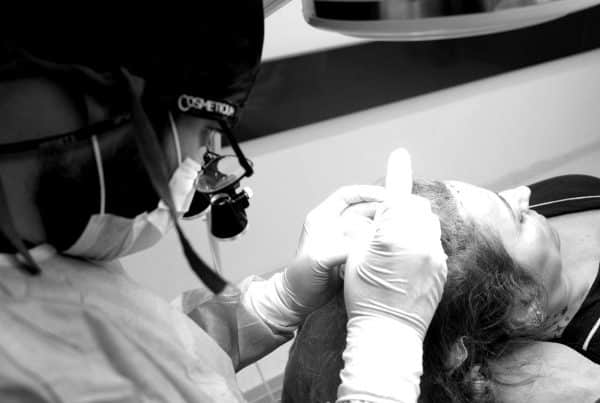 Cosmeticium Hair Transplant Operation background