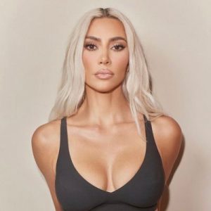 kim kardashian Rhinoplasty Operation