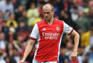 rob holding hair