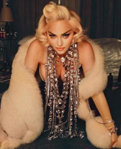 Madonna Facelift