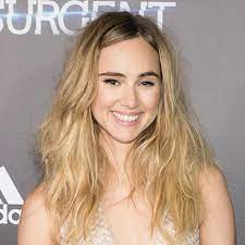 Suki Waterhouse