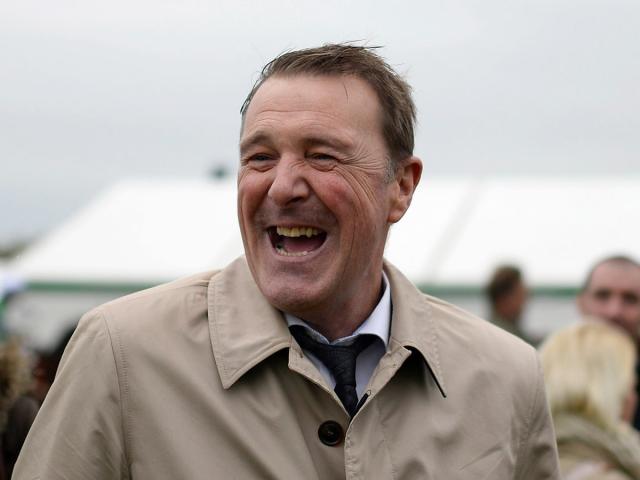 Phil Tufnell facelift