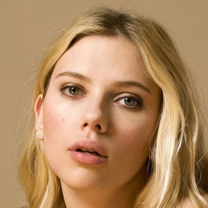 scarlett johansson rhinoplasty