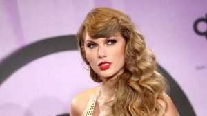 taylor swift rhinoplasty